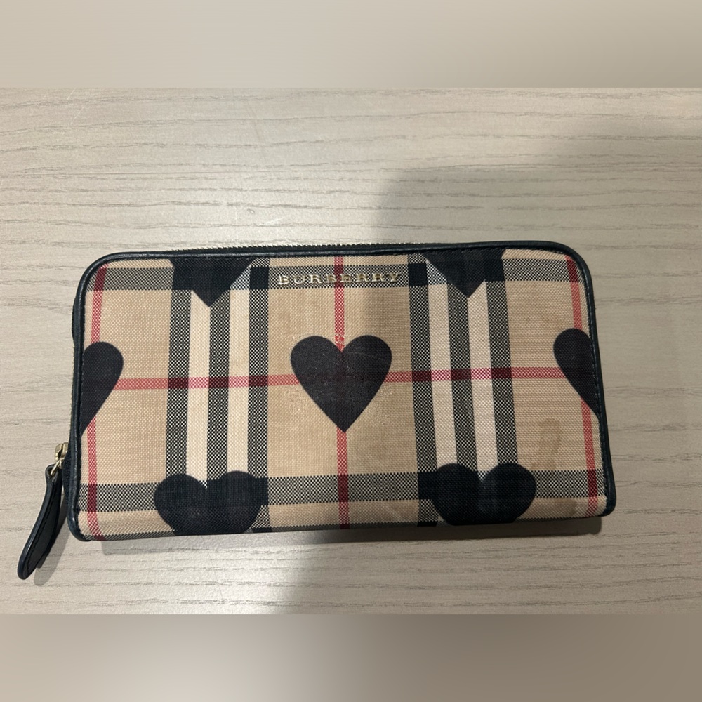 Burberry Heart Pattern Wallet - Picture 1 of 3